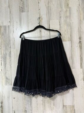 Angie Vintage Y2K Black Tiered Mini Skirt with Beaded Lace Trim